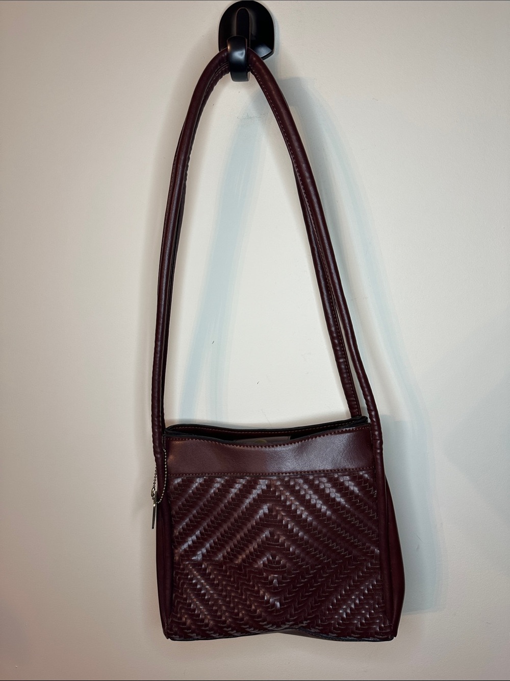 Women’s Woven Shoulder Bag - BROWN. Tempo Designs